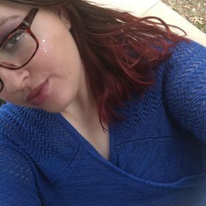 Meet your Posher, Gloria